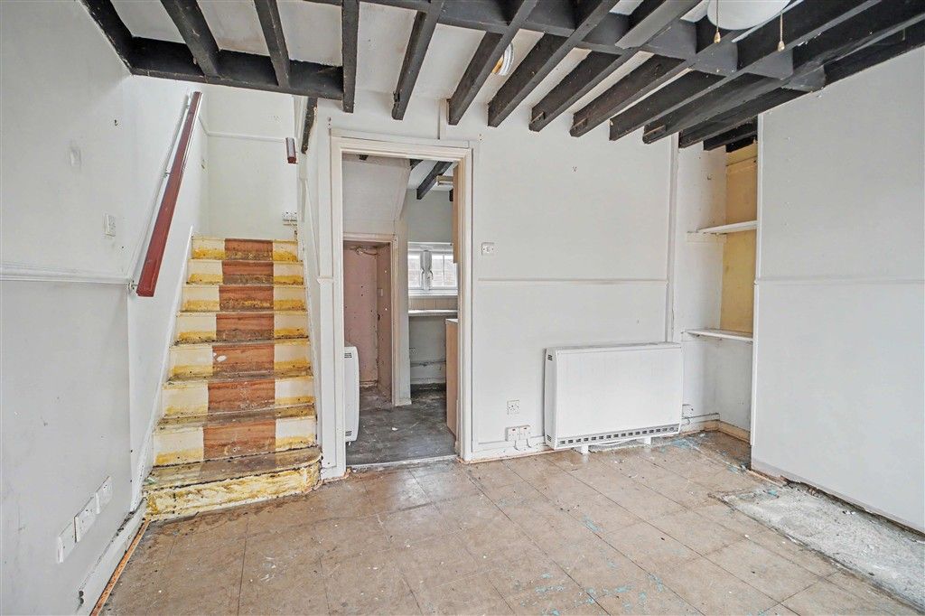 Property photo 2 of 5