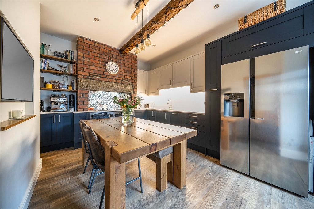 Property photo 2 of 22 Picture No. 2