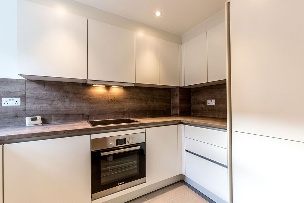 Property photo 1 of 19 Kitchen