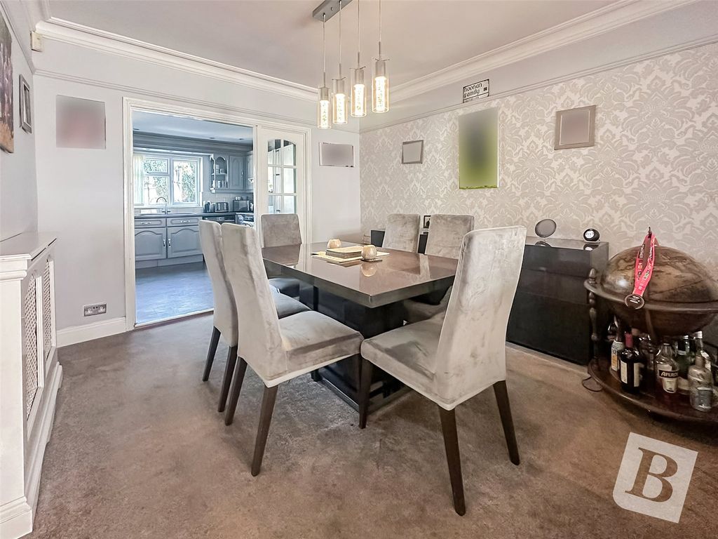 Property photo 3 of 16 Dining Room