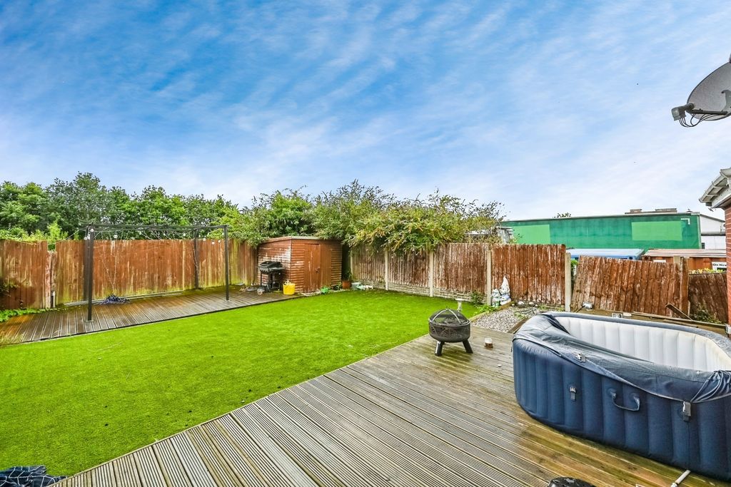 Property photo 1 of 16 Photo