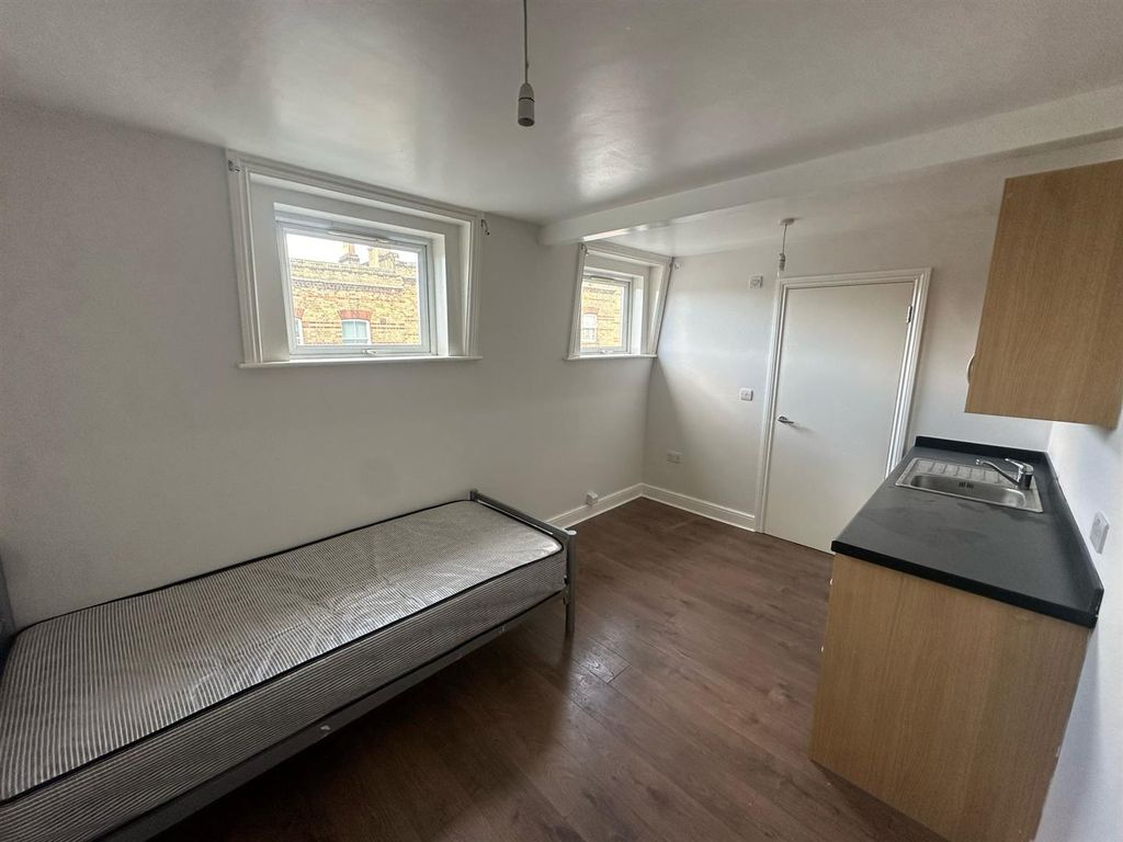 Property photo 2 of 3 Photo-2025-02-27-17-43-27 3.Jpg