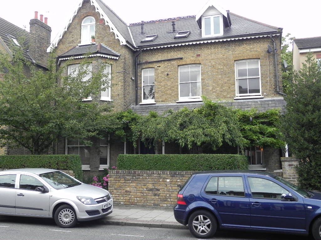 Property photo 1 of 6