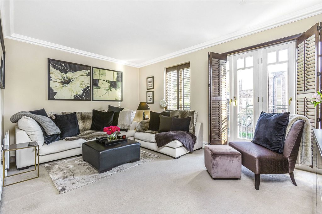 Property photo 2 of 10 Reception