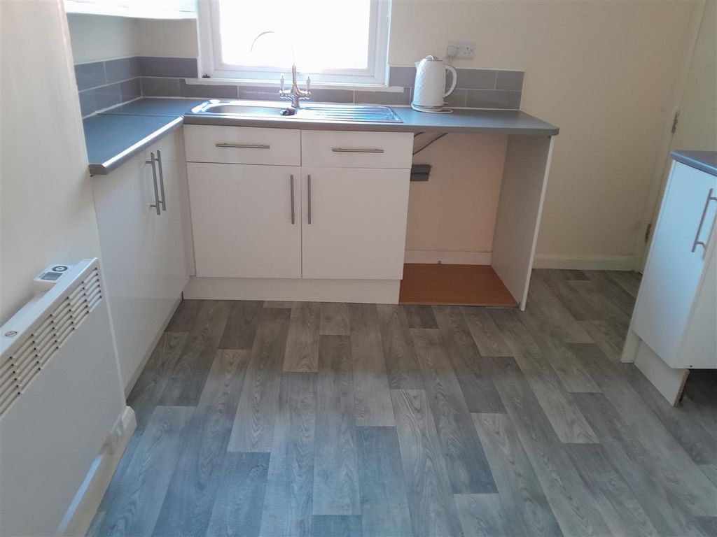 Property photo 3 of 10 5.Jpg