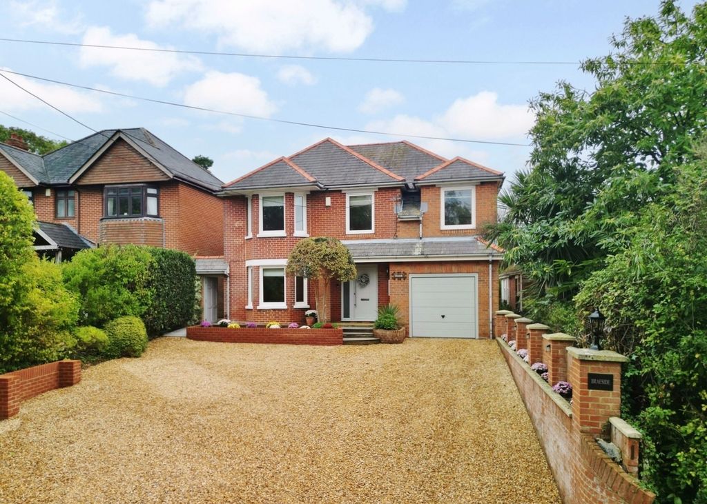 Property photo 1 of 27