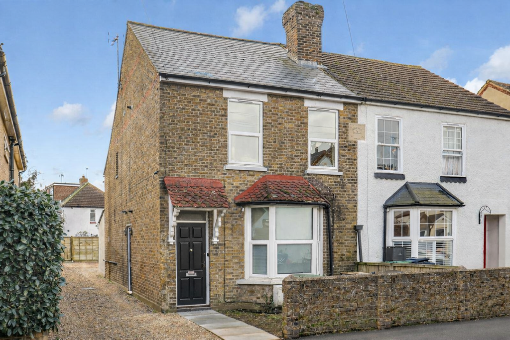 Property photo 1 of 7