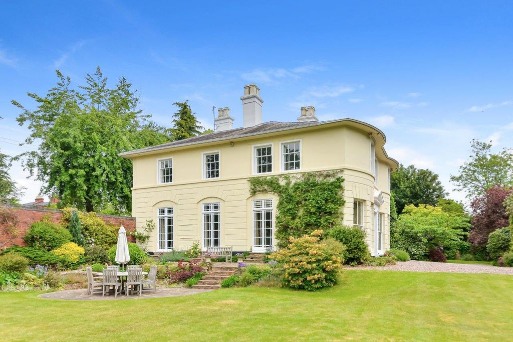 Property photo 1 of 51