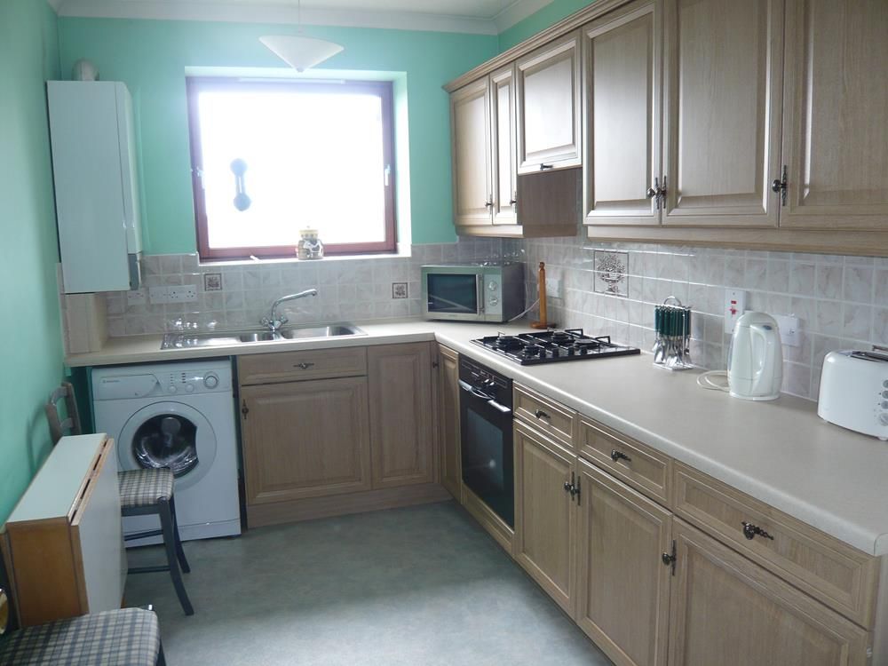 Property photo 3 of 5 Kitchen