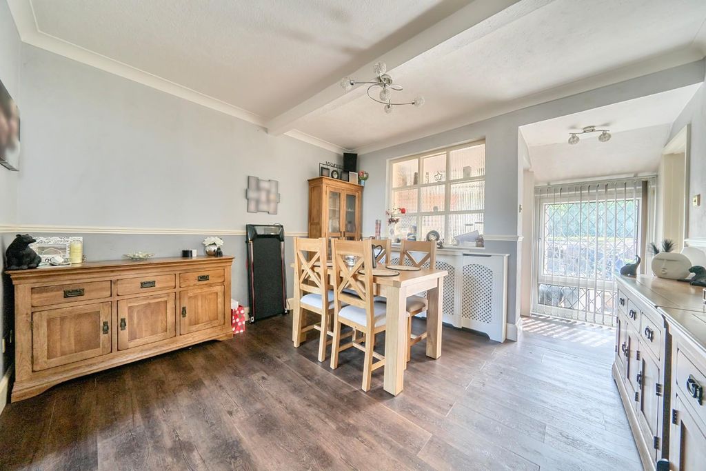 Property photo 1 of 19 1463019-15-6A0d9B0Fa7010.Jpg