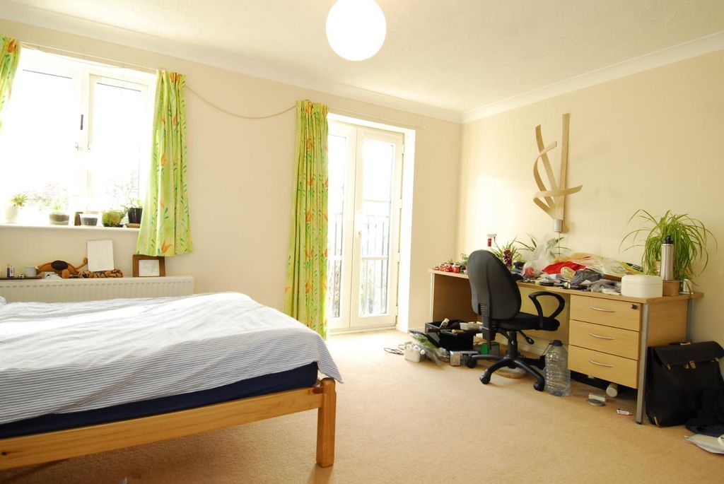 Property photo 3 of 8 Cce258F6-9c81-445F-B530-705Bc79c4F8E.Jpg