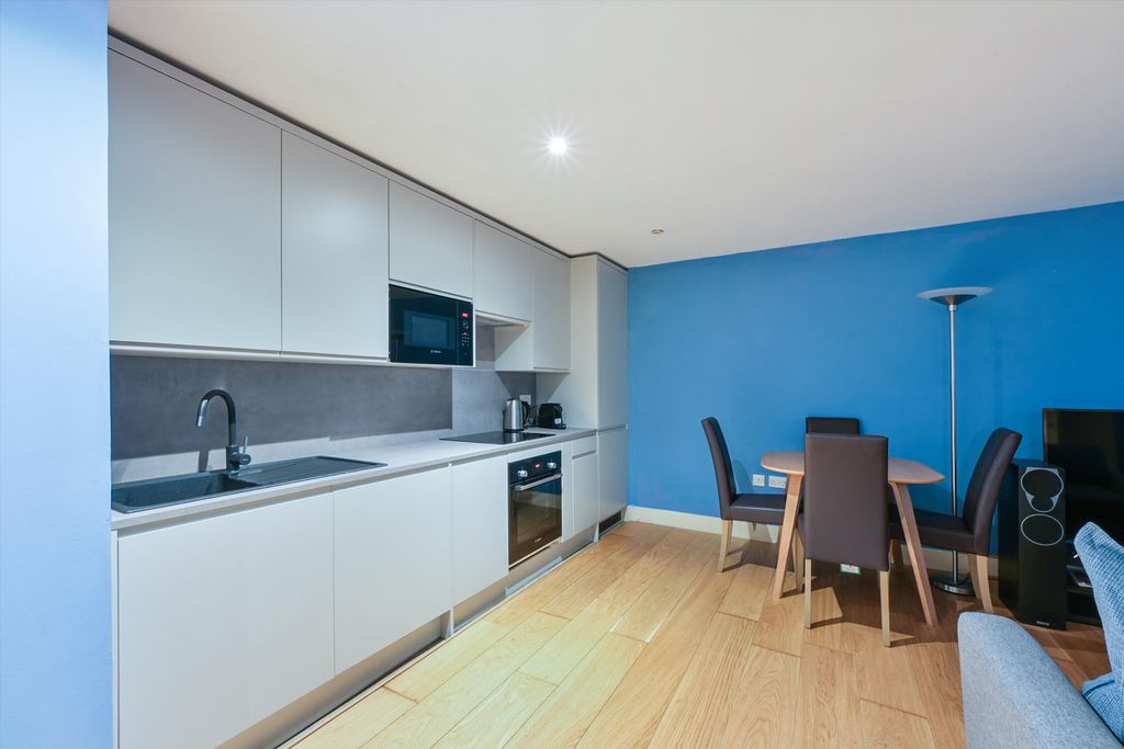 Property photo 1 of 12 Image