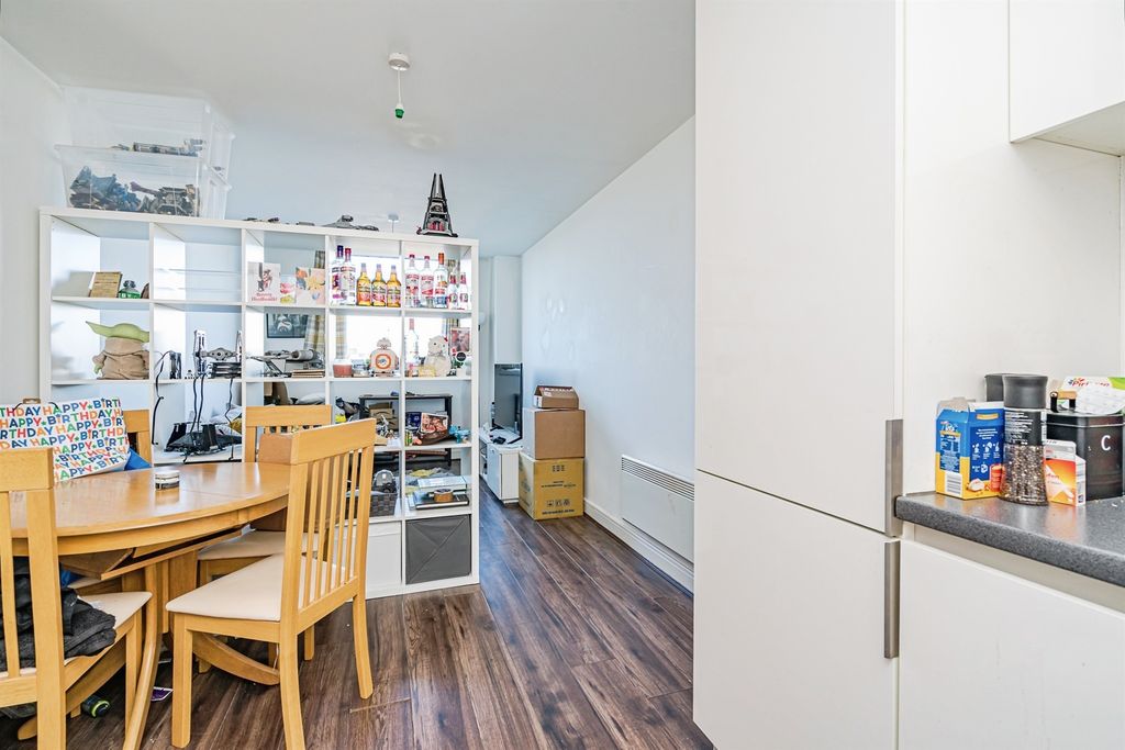 Additional image 5 of 1 bed flat for saleWaterfront West, Brierley Hill DY5