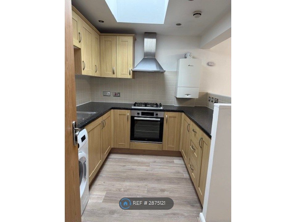 Property photo 3 of 9 Kitchen 1st Photo