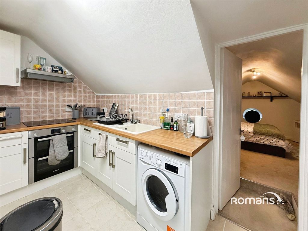 Property photo 3 of 7 Picture No. 04