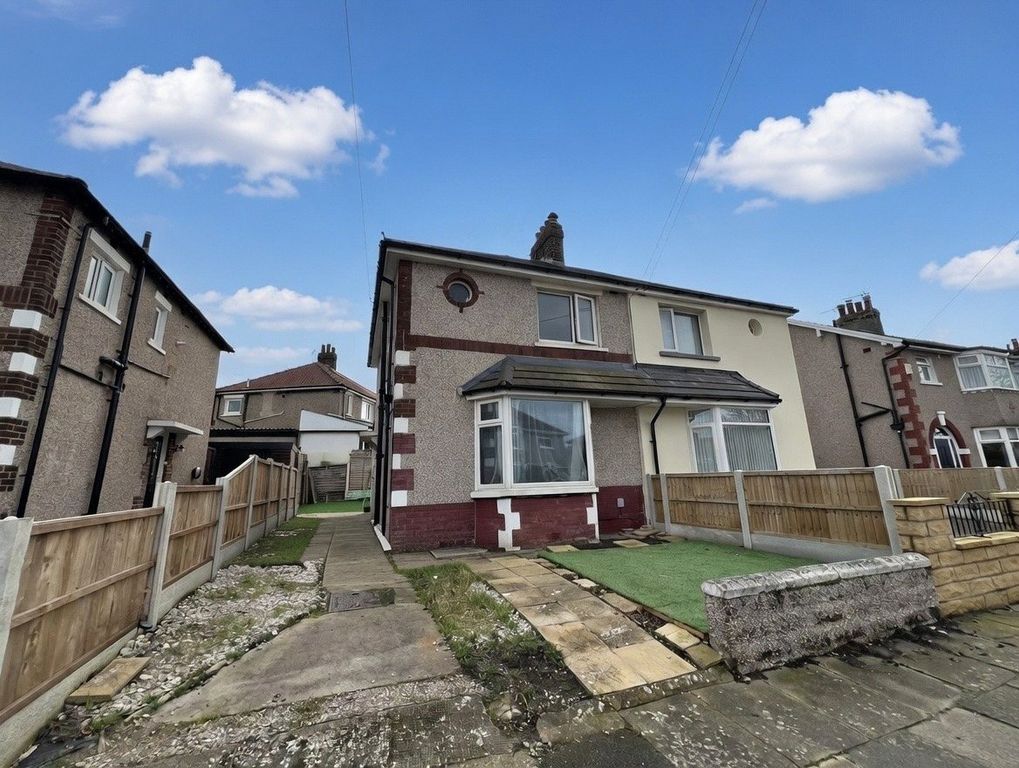 Property photo 1 of 14 Picture No. 12