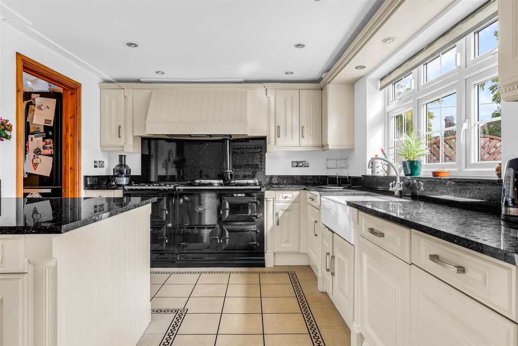 Property photo 2 of 32 Internal-23.Jpg