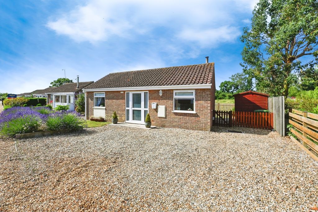 Property photo 1 of 17 Photo