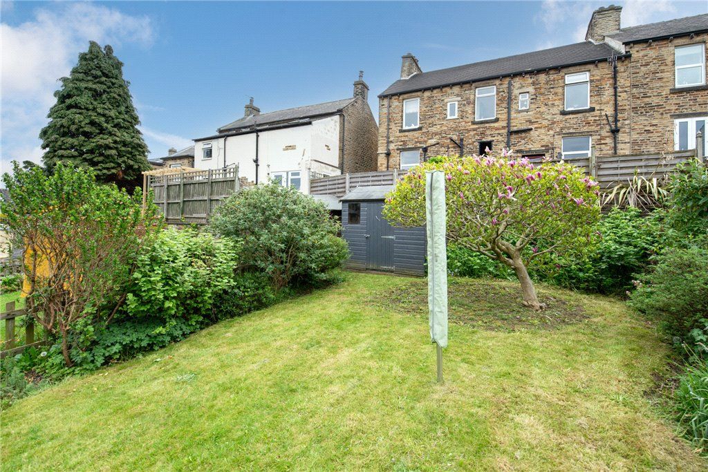 Property photo 2 of 17 Garden