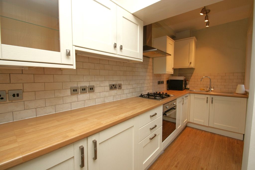 Property photo 2 of 9 0 General