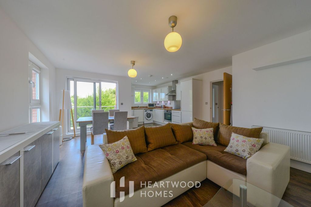 Property photo 1 of 15