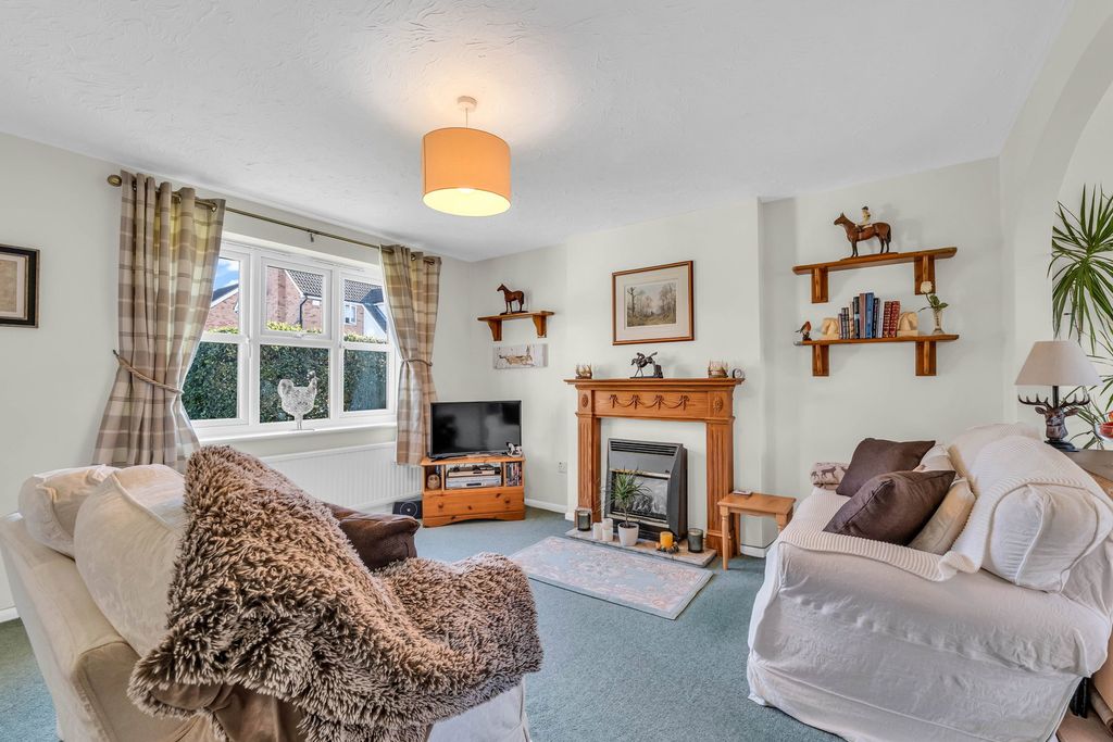 Property photo 3 of 16