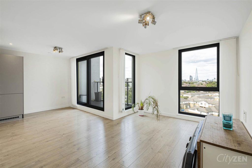 Property photo 2 of 15 Reception Room