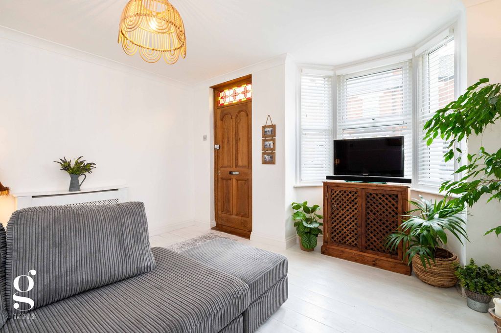 Property photo 3 of 29