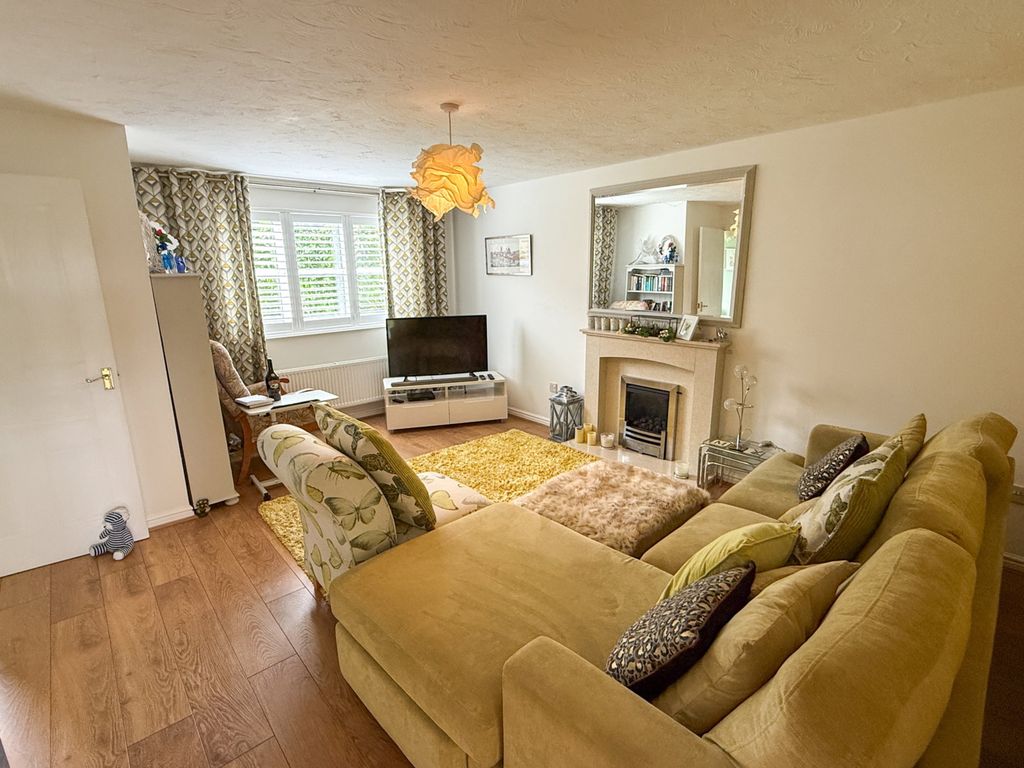 Property photo 3 of 16