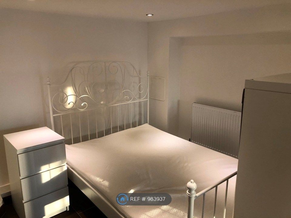 Property photo 1 of 10 Double Bed