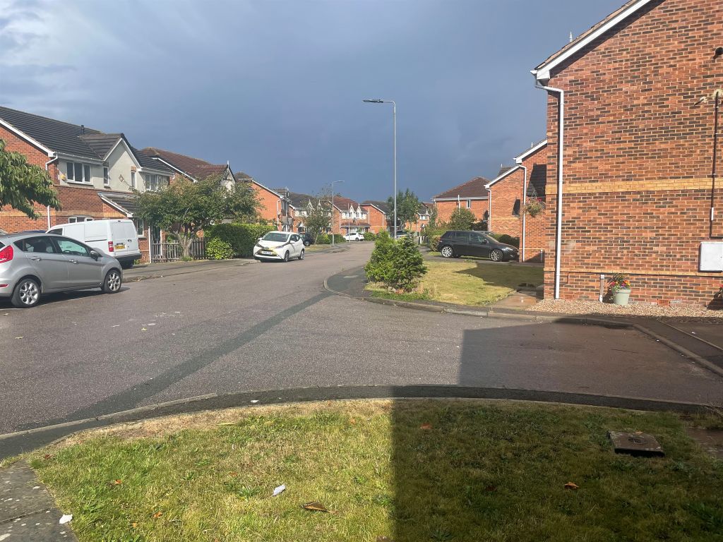 Property photo 2 of 11