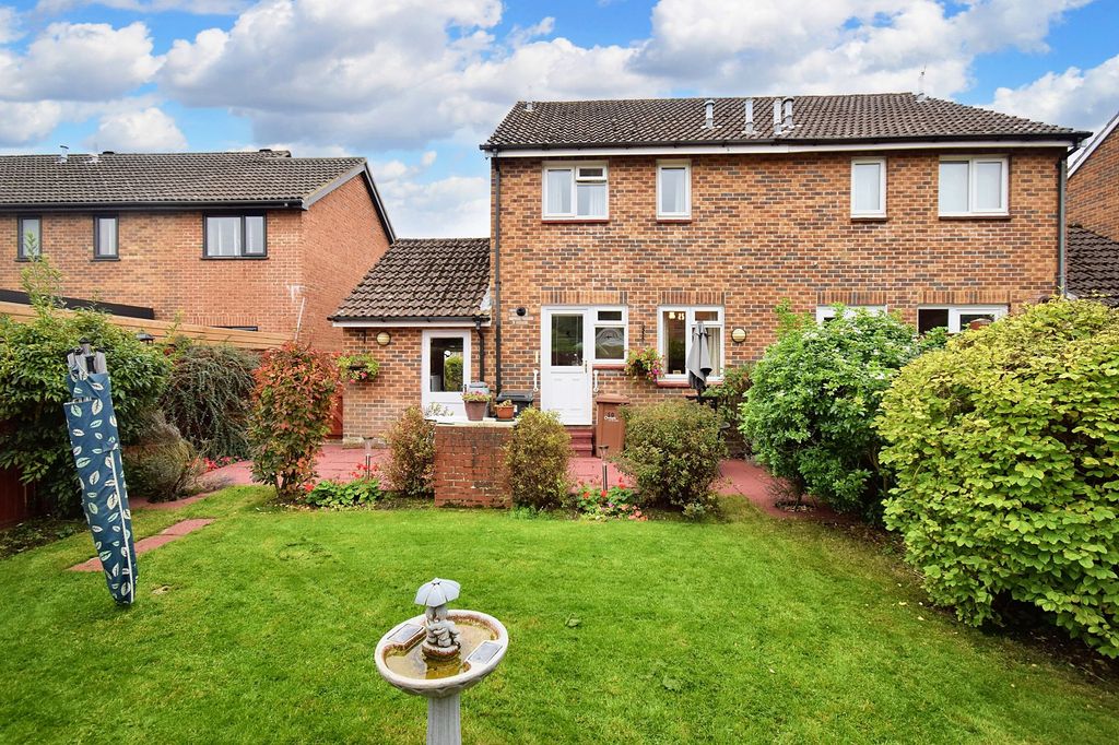 Property photo 3 of 11