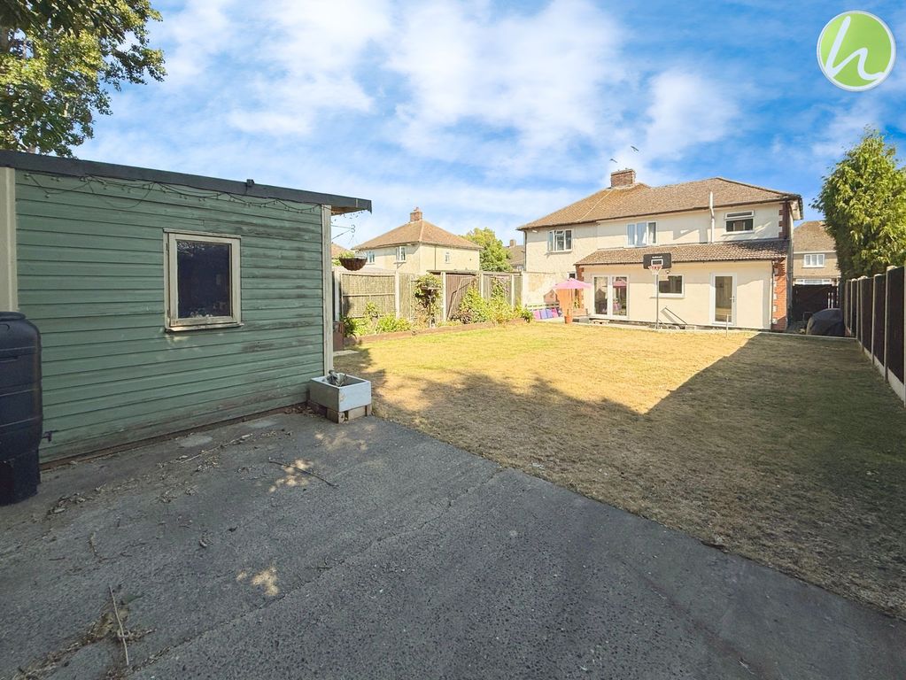 Property photo 2 of 20