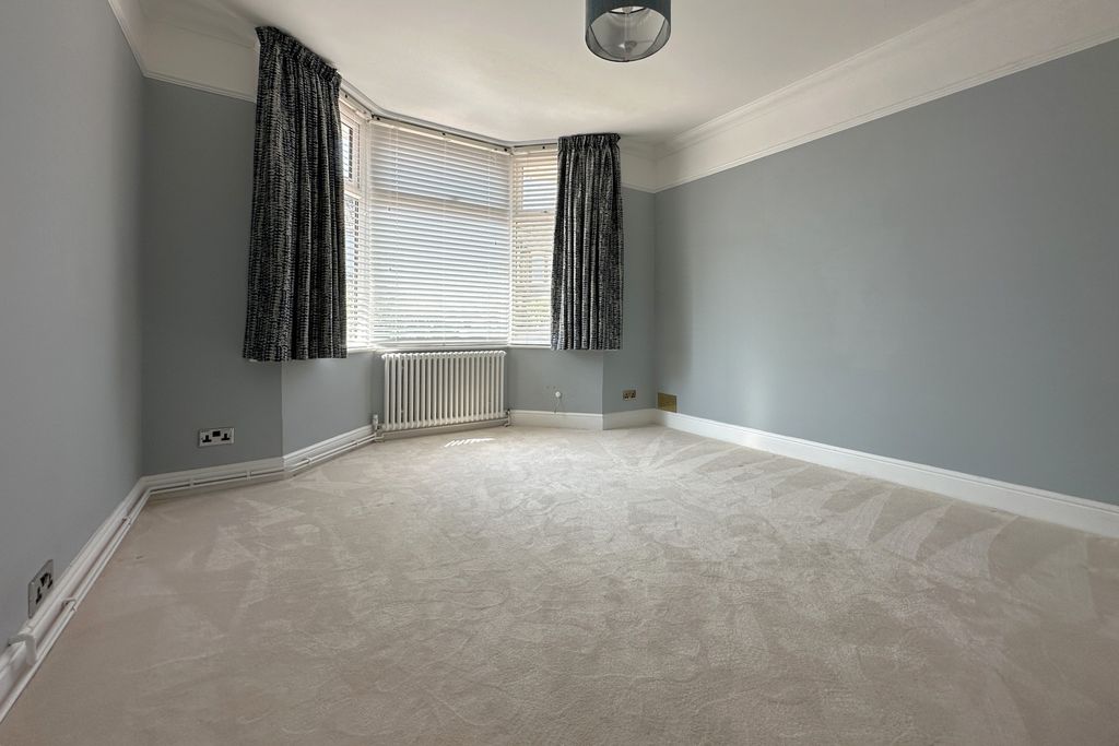 Property photo 2 of 19 Photo 10