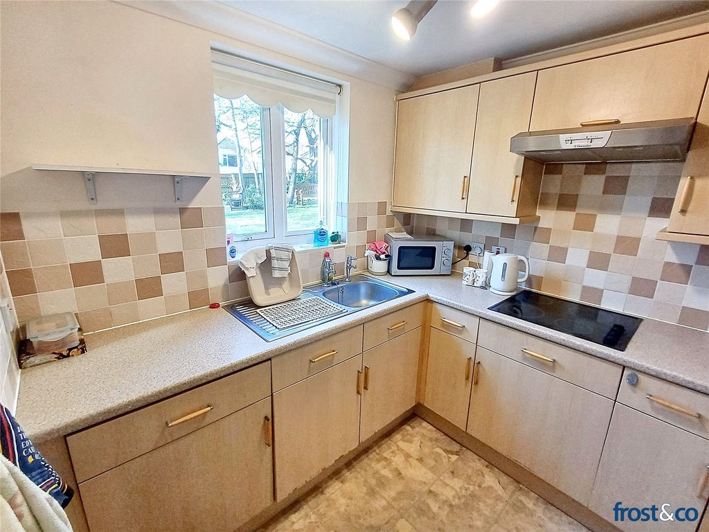 Property photo 3 of 13 Kitchen