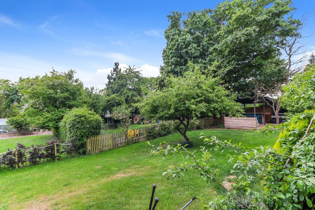 Property photo 3 of 19