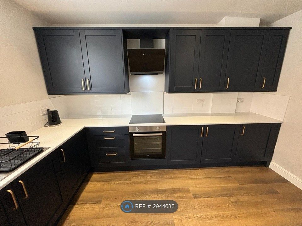 Property photo 2 of 19 Kitchen