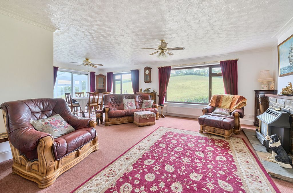 Additional image 18 of 3 bed bungalow for saleHuccaby Close, Brixham, Devon TQ5