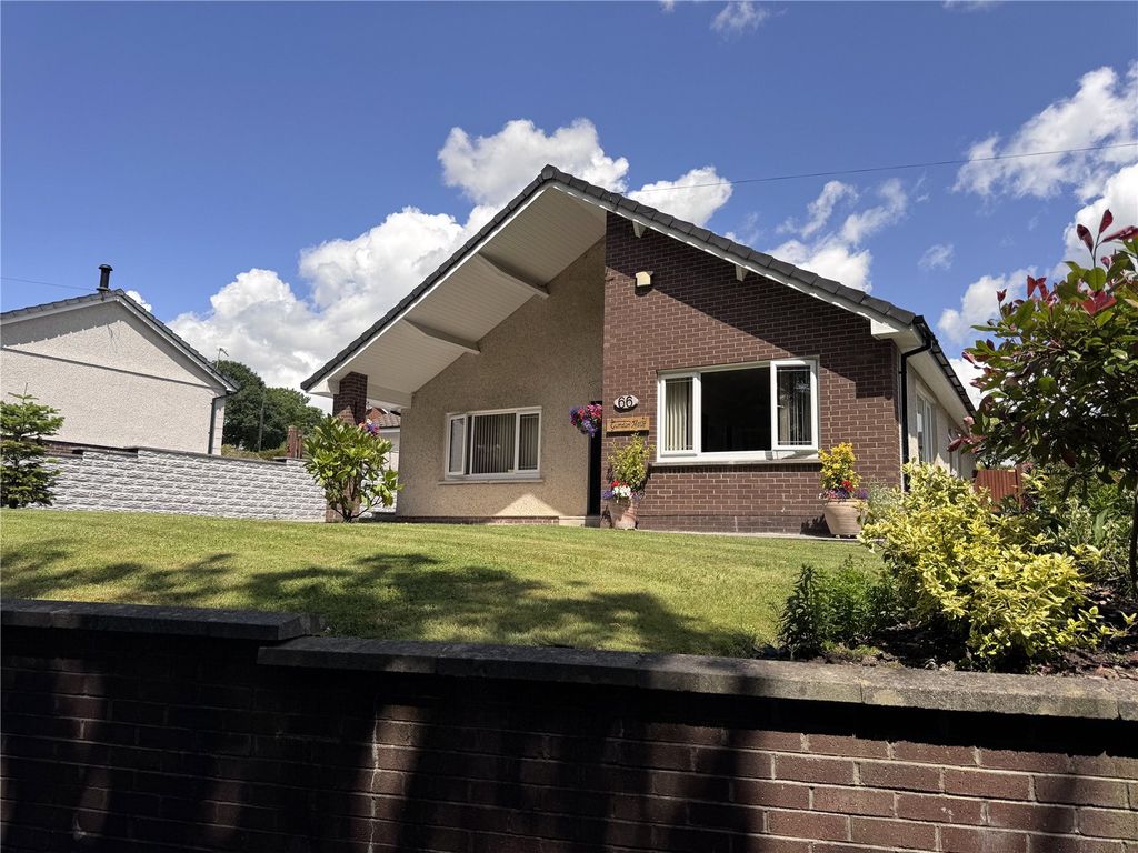 Property photo 1 of 29 Picture No. 21