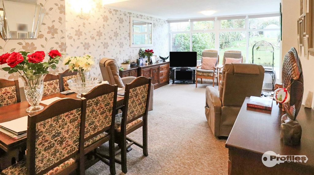 Property photo 2 of 22 Img_8977.Jpg