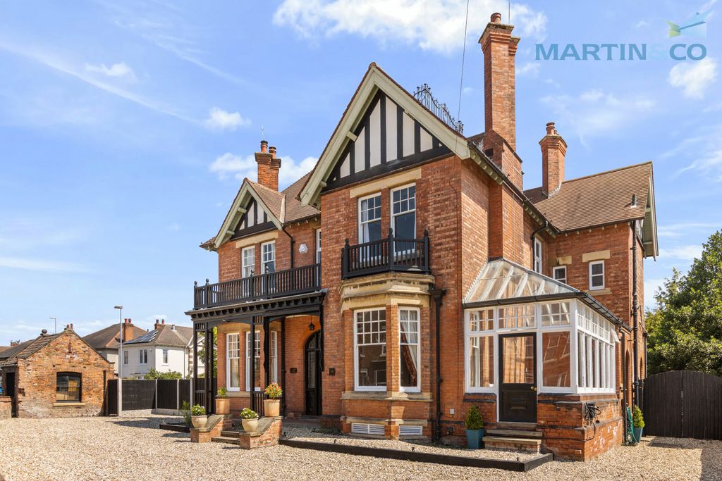 Property photo 2 of 57 46Ac5967-Img_0709