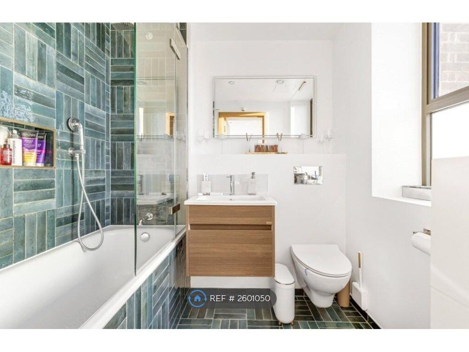Property photo 3 of 4 Bathroom