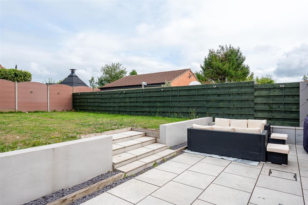 Property photo 2 of 19 External