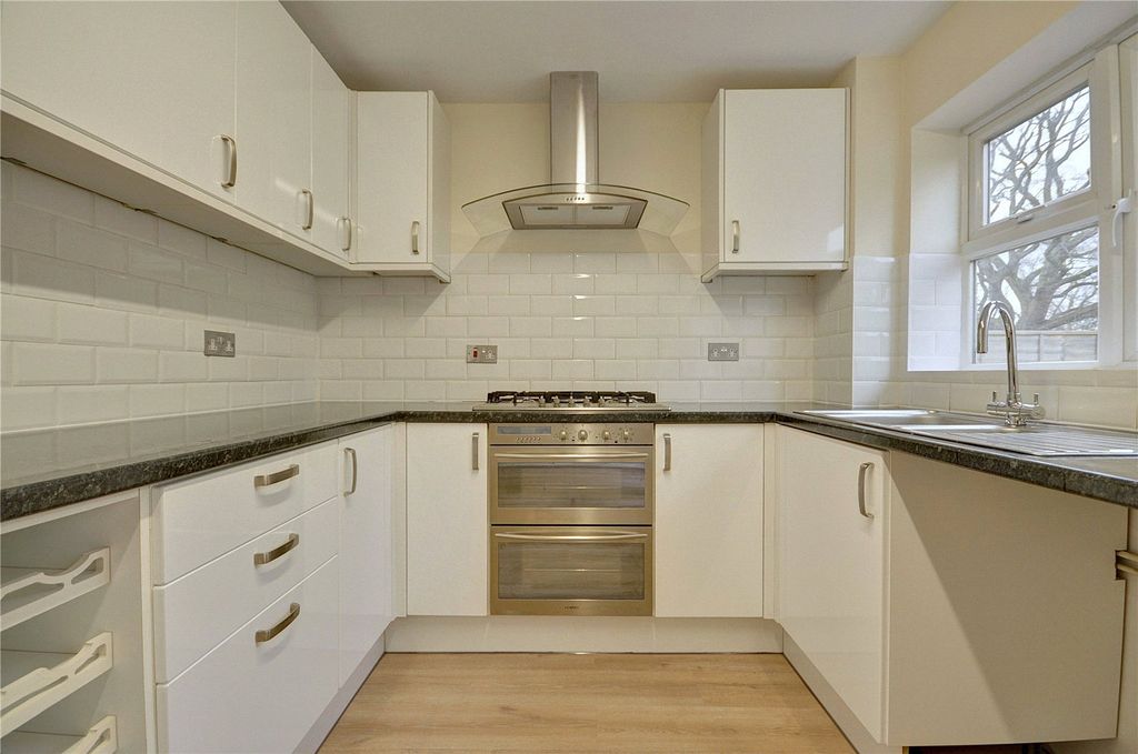 Property photo 3 of 14 Picture No. 07