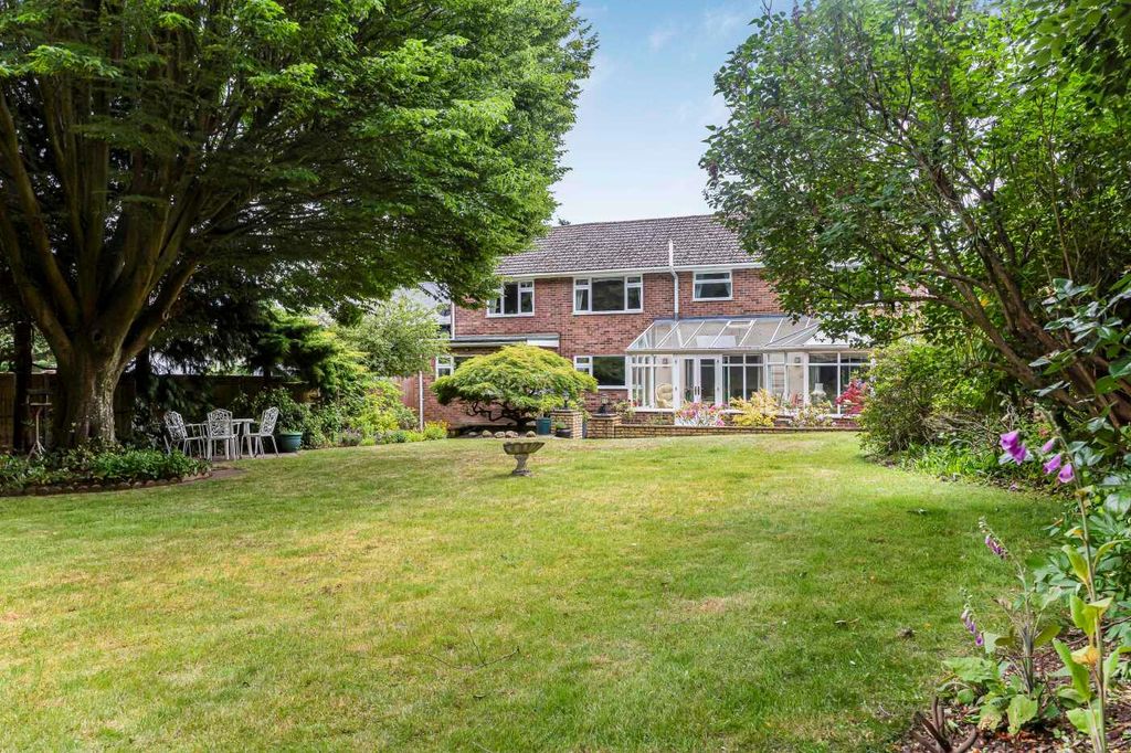 Property photo 3 of 31 Image