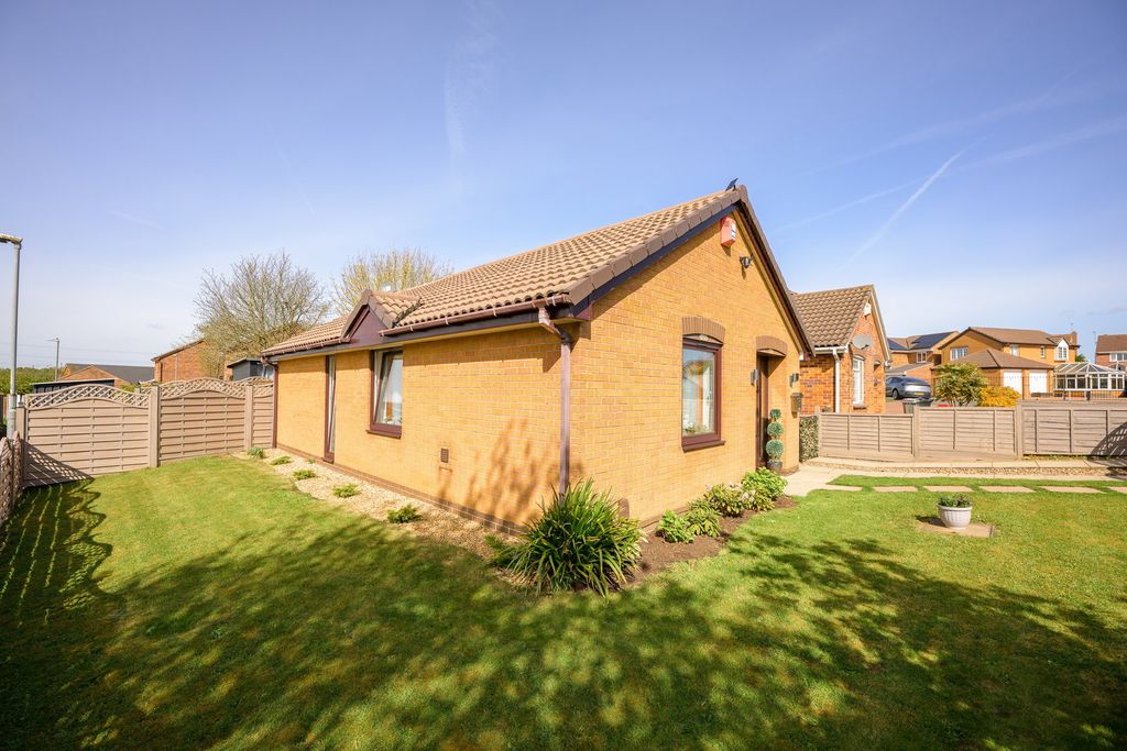 Property photo 1 of 23