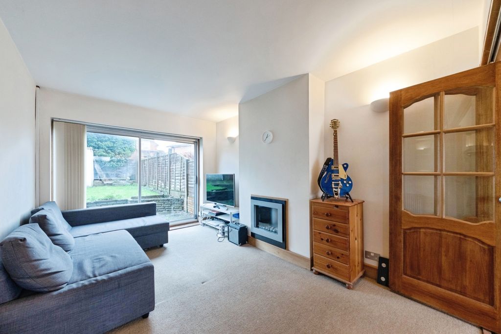 Property photo 2 of 16 Living Room