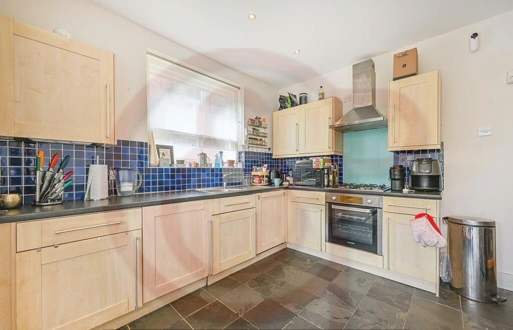 Property photo 2 of 9 4W.Jpg