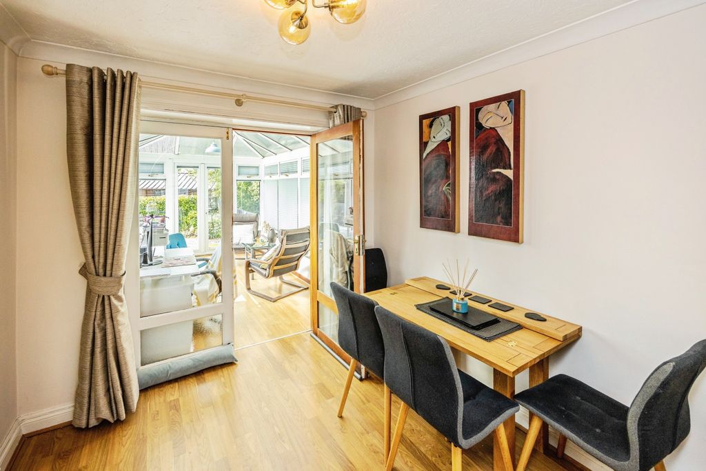 Property photo 3 of 15 Dining Room