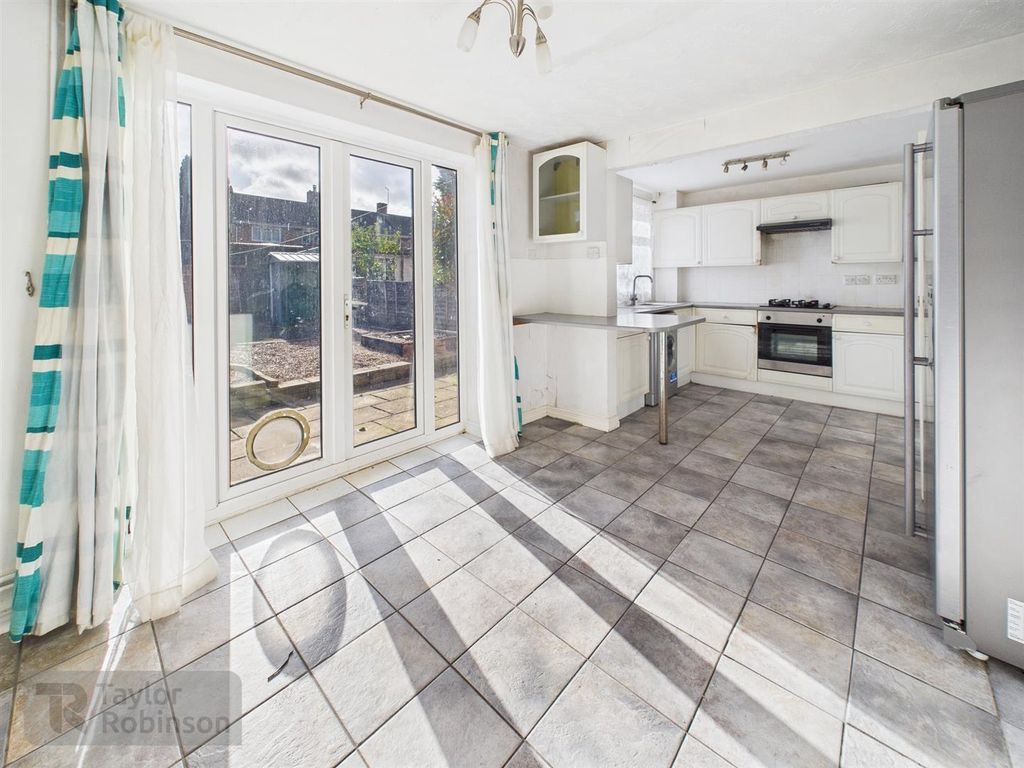 Property photo 2 of 14 Cam02600G0-Pr0589-Still013.Jpg